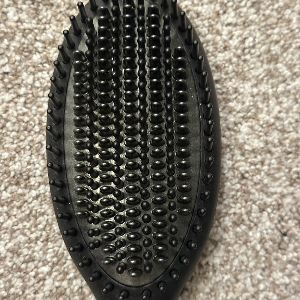 GHD Glide Professional Hot Brush - Picture 4 of 5